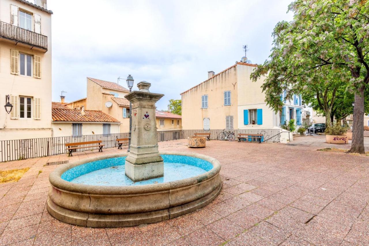 Coquet Appartement Typique Du Panier Marseille Bagian luar foto