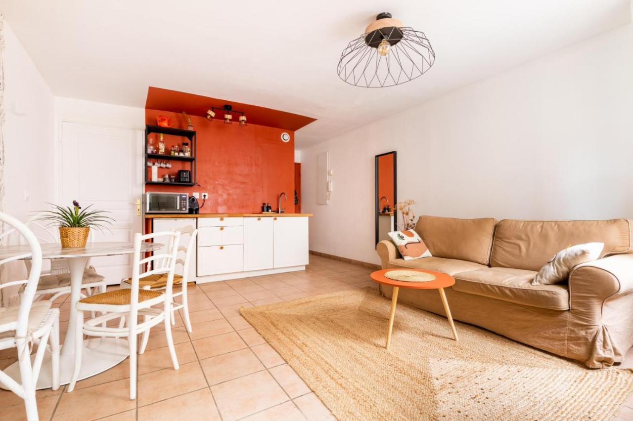 Coquet Appartement Typique Du Panier Marseille Bagian luar foto